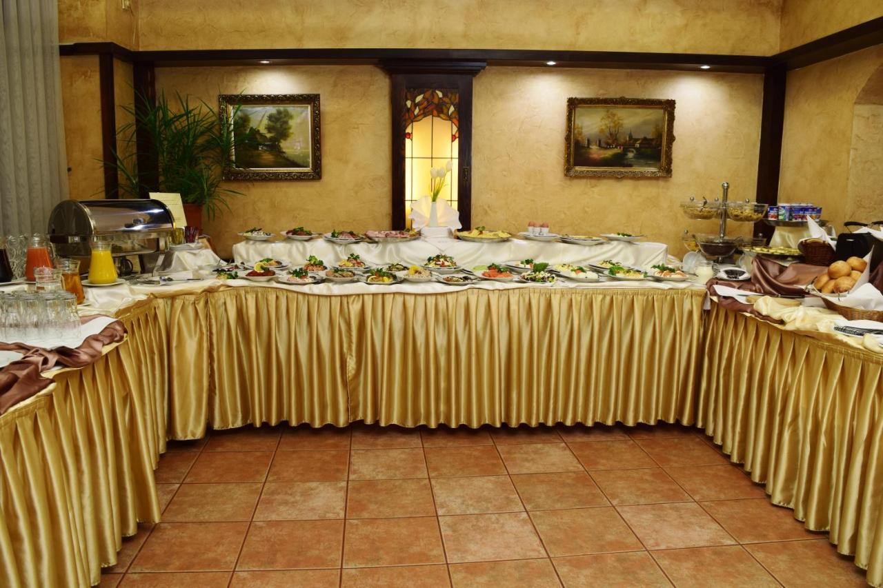 Retman Hotel