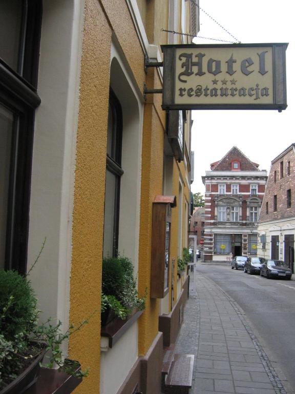 Hotel Retman 3*
